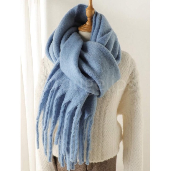 Blue Wide Shawl Scarf With Tassels Fuzzy Knit - Picture 8 of 12